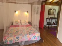 Bungalow for two, near the beach
