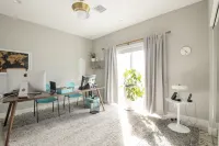 High Desert Home 15 Minutes from North Palm Springs