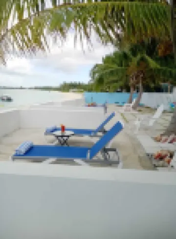 960 Sq. ft  Beach  Front Villa located in Steventon, Exuma,  Bahamas .