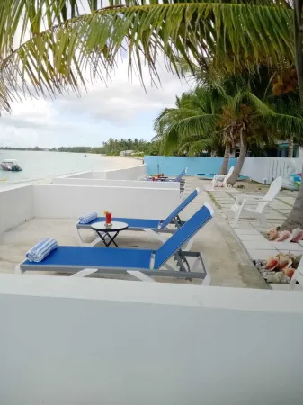 960 Sq. ft  Beach  Front Villa located in Steventon, Exuma,  Bahamas . Отели в г. Steventon