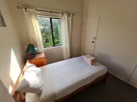 Romantic Hideaway with Beautiful Seaviews