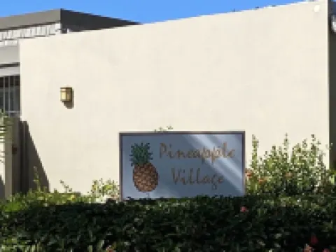 NEW! Remodeled studio just Steps from Beach, Pool, and Restaurants! Hotels in Frydendal