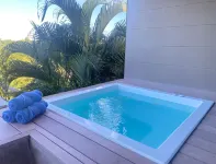 Pura Vida Luxury Villa W/King, Hotub, Pool, Yoga Platform Minutes from Beach Hotels in Playa Azul