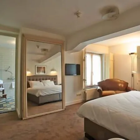 Hotel Les Charmes Отели рядом с достопримечательностью «Хегум»