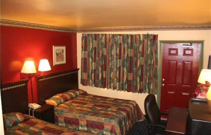 Plaza Travel Inn
