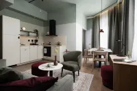 Vander Altona فنادق في Askoy