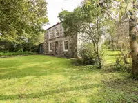 Banneth Hotels in Breage