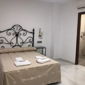 Hostal Almanzor