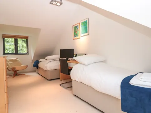 6 Pottery小屋