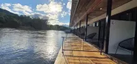 Riverside Hill Resort & Restaurant Hotels in Amphoe Sai Yok
