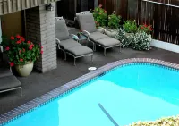 Adobe Inn - Pool