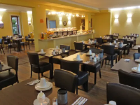 เนปจูนส์ อังเคอร์พลัทซ์ อุนด์ ซัวร์เซรอบเบอ โรงแรมในคุกซ์ฮาเฟน