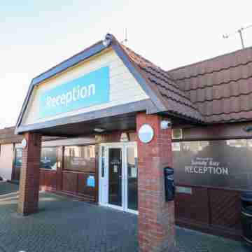 17 Summer Meadows Hotel Exterior