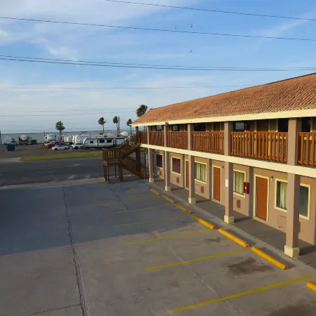 Executive Inn Laguna Vista