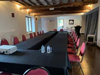 Château de Matel Hotels in Regny