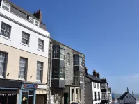 Okanagan Hotel di Lyme Regis