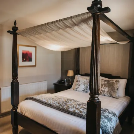 Hall Farm Hotel and Restaurant