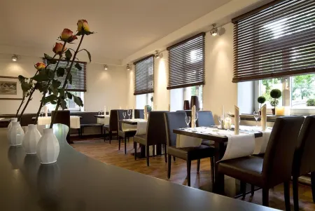 Hotel Restaurant Roemer Отели в г. Оршхольц