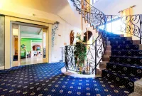 Holzschuh Schwarzwaldhotel Hotels in Besenfeld