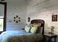 Yellow House B&B
