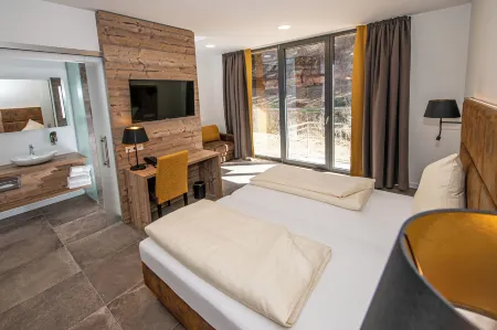 Landhotel Weihermühle Отели в г. Хермерсберг