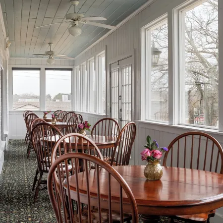 Stone Mountain Manor