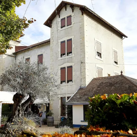 Logis Hôtel la Commanderie de Champarey