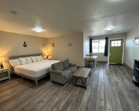 Coastal Inn and Suites Hotels in Pacific County