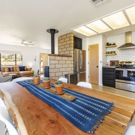 Twilight Terrace - Relax in Style 2 Bedroom Home by RedAwning