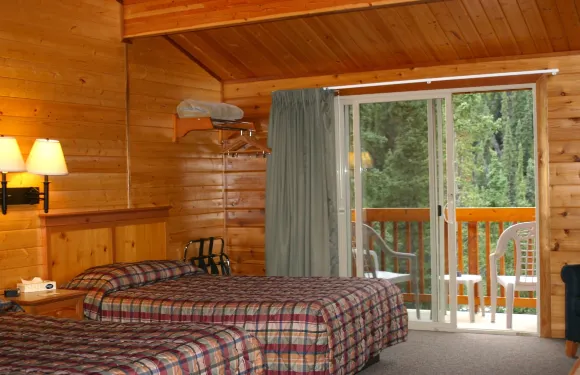 迪納利灰熊度假村山林小屋