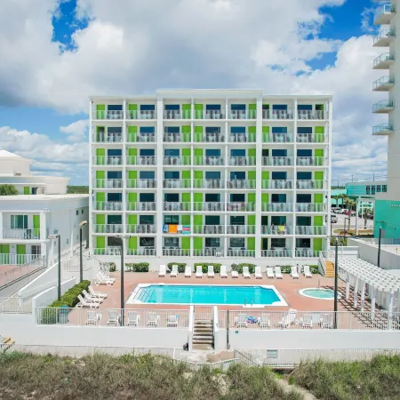 Flamingo Hotel & Tower