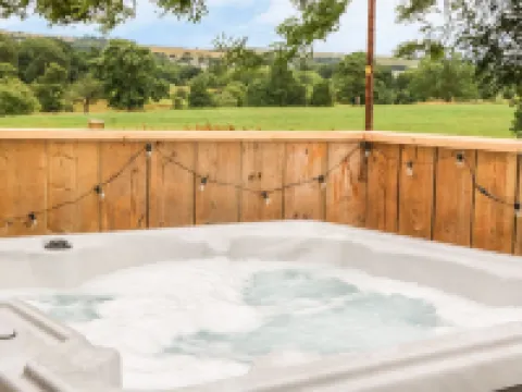 Deer Lodge Hotels in Blackburn