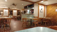 Vulcan Country Inn Hotels in Vulcan