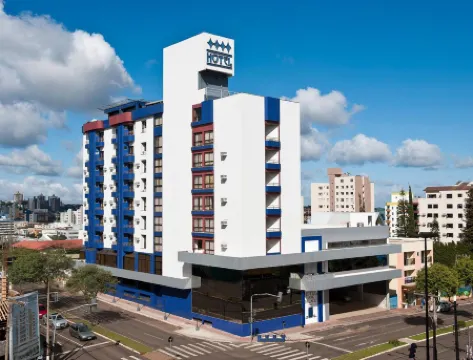 Hotel Lang Palace - Fica No Centro da Cidade