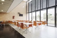 Residencia Universitaria Resa Giner de Los Ríos Hotel a Alcalá de Henares