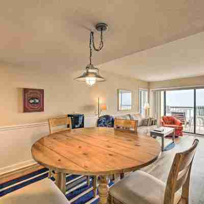 Emerald Isle Condo w/ Direct Access to Ocean! Rooms