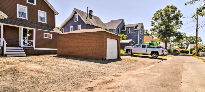 Beachfront Connecticut Retreat w/ Views! Hotels in Milford