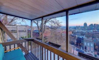 Cincinnati Home, Patio w/ Downtown Views!