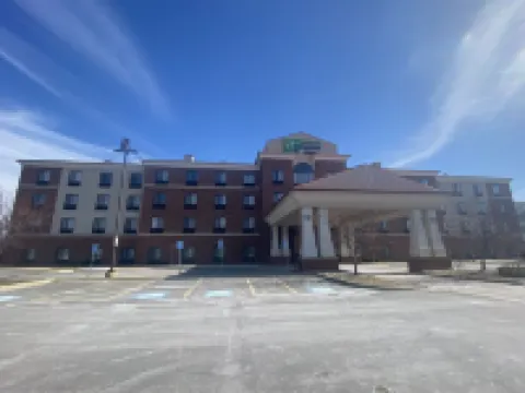 Holiday Inn Express & Suites DETROIT NORTH - TROY by IHG