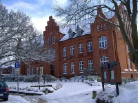 Hotel Altes Gymnasium Hotels in Husum