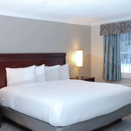Golden Apple Inn