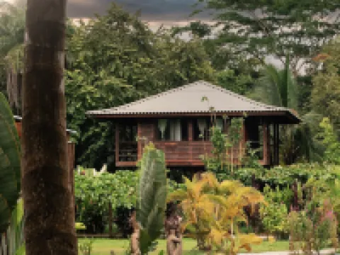 Catalina's Hideaway Hotels in Sona