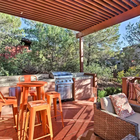 Furnished Patio & Views: West Sedona House!