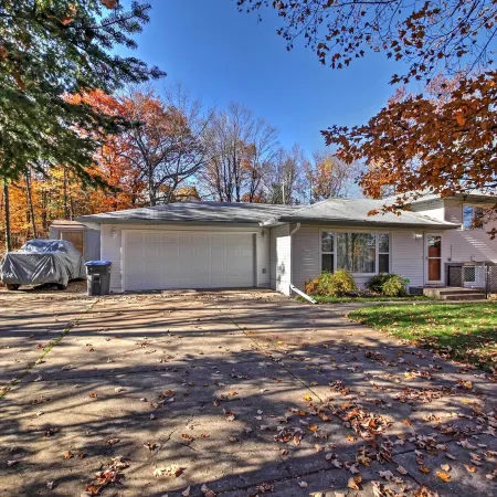 Quaint Duluth Hideaway w/ Private Fenced-in Yard!