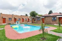 Emperor Lodge and Tours - Pools