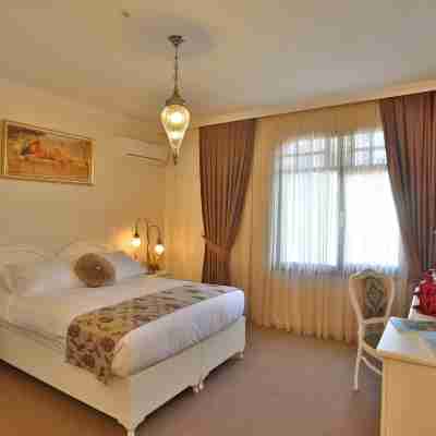 Bon Hotel City & Resort Rooms
