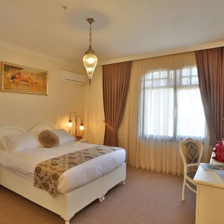 Bon Hotel City & Resort