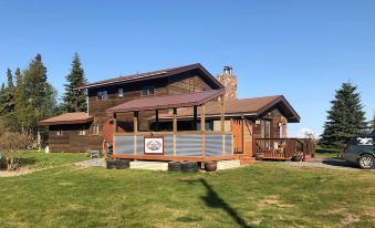 Clam Gulch Lodge