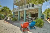 Covered Deck & Bay Views: Bradenton Beach Abode! - Wifi