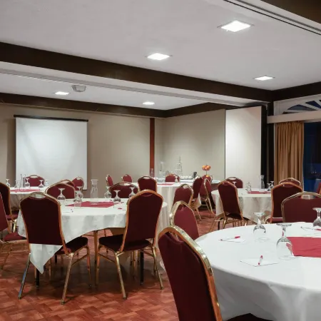 Albert Lea Inn and Suites